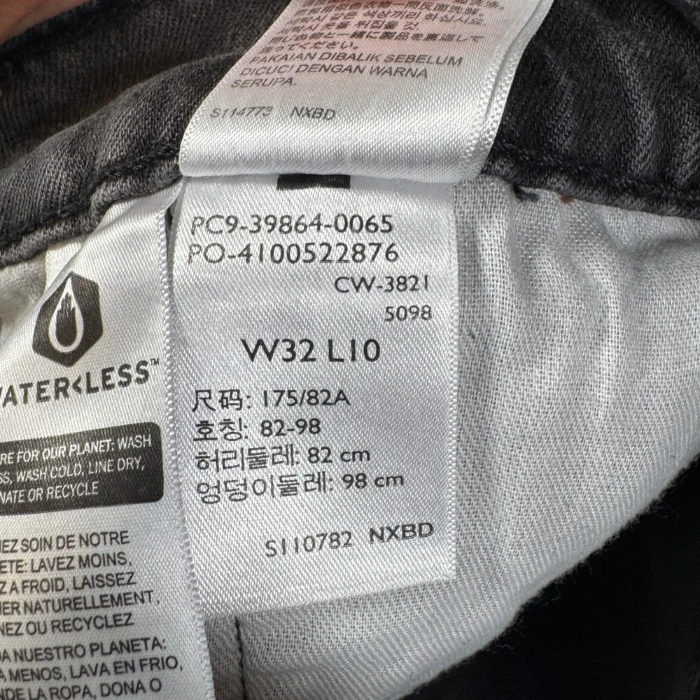 Levis good preowned